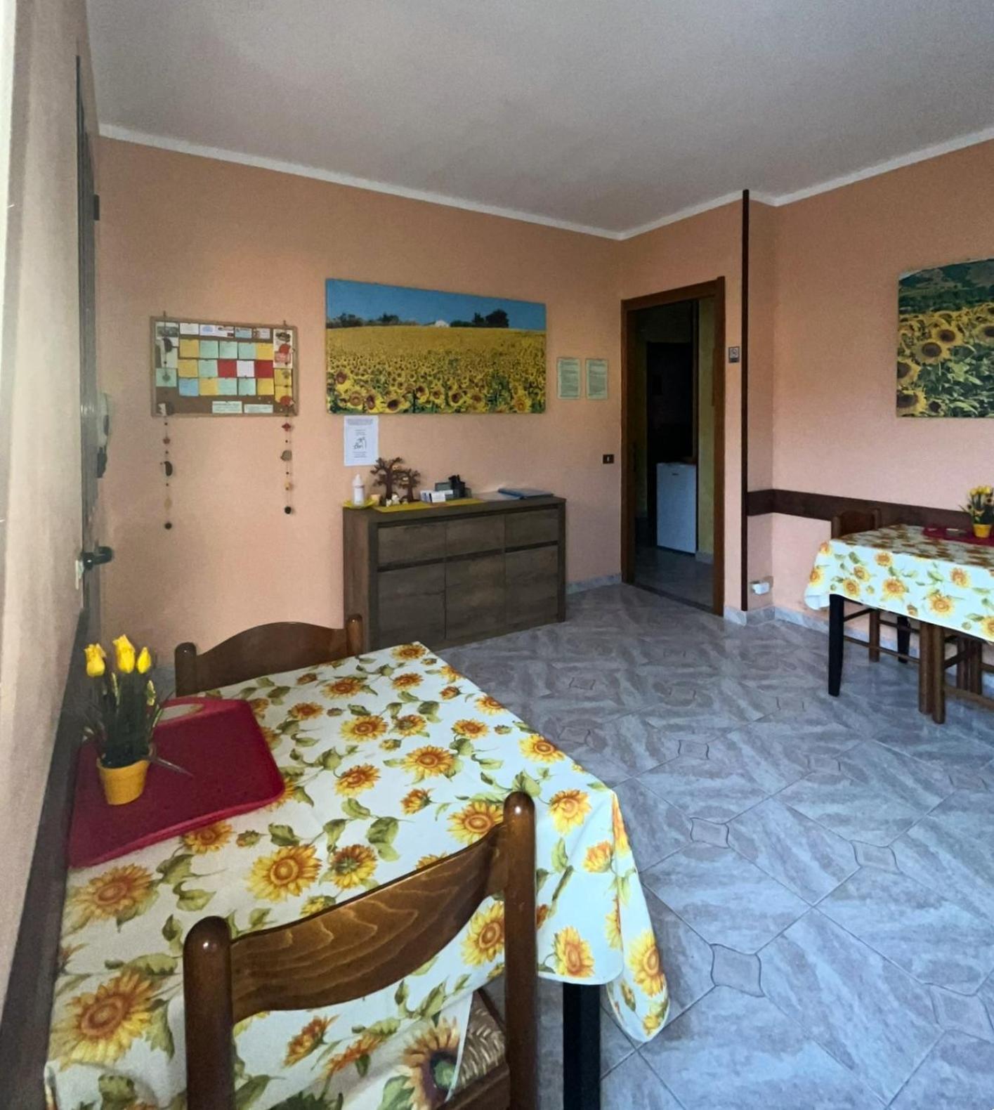 B&B Il Girasole Ortonovo Kültér fotó
