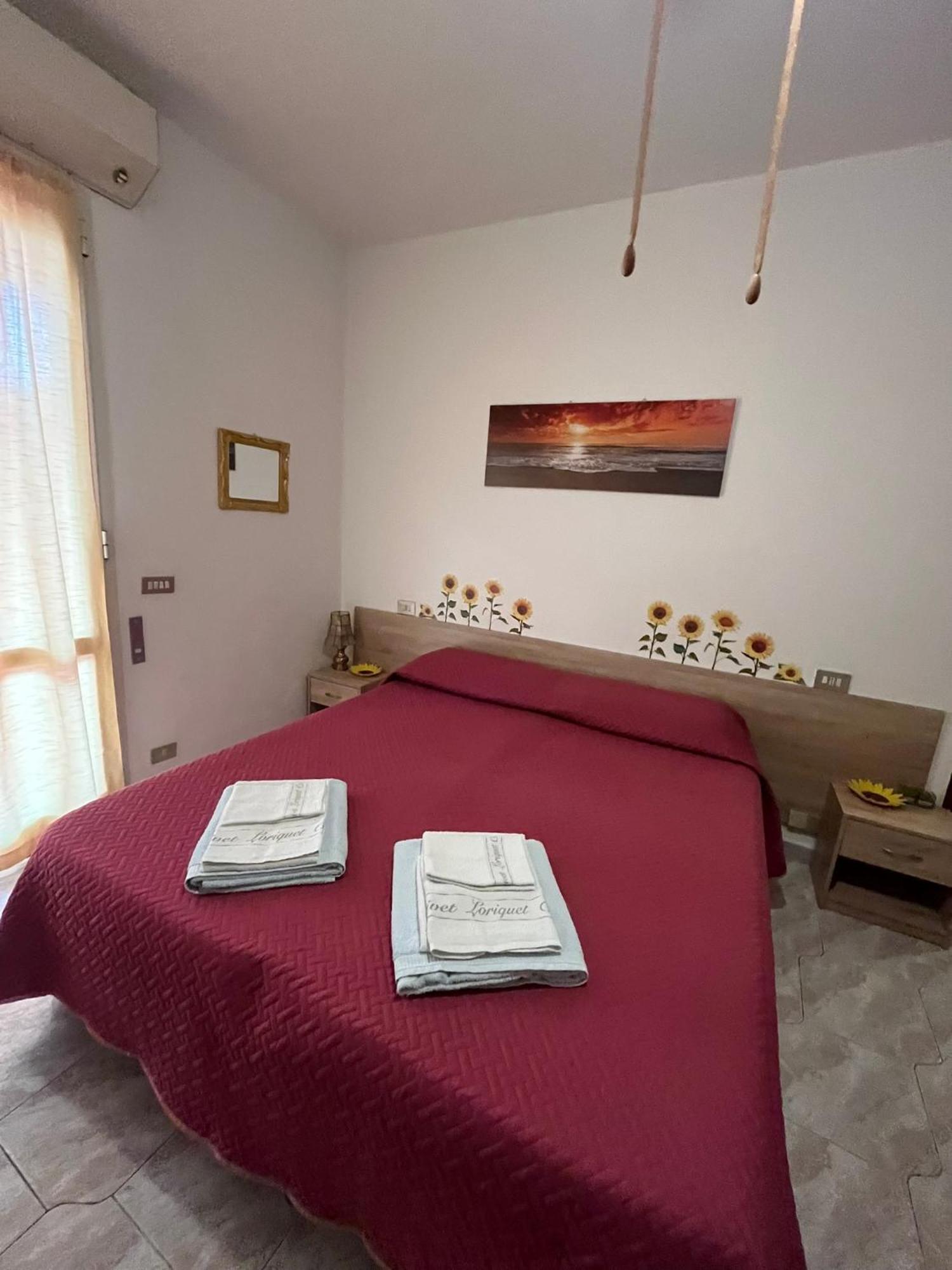 B&B Il Girasole Ortonovo Kültér fotó
