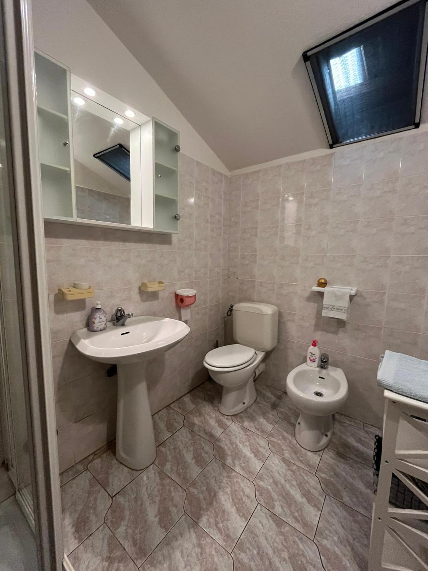 B&B Il Girasole Ortonovo Kültér fotó